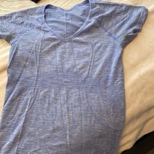 Lululemon top